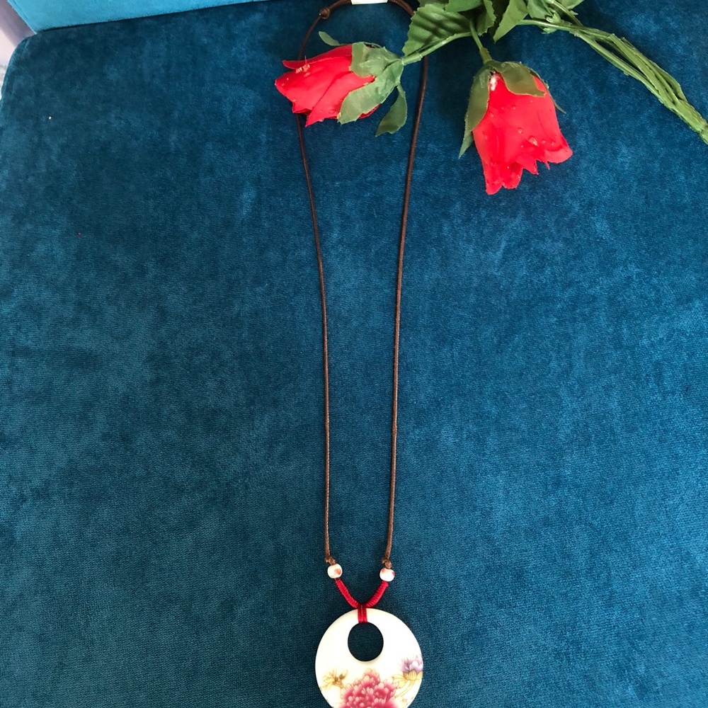 Flower Rope Necklace ๐ธ - Picture 8 of 8